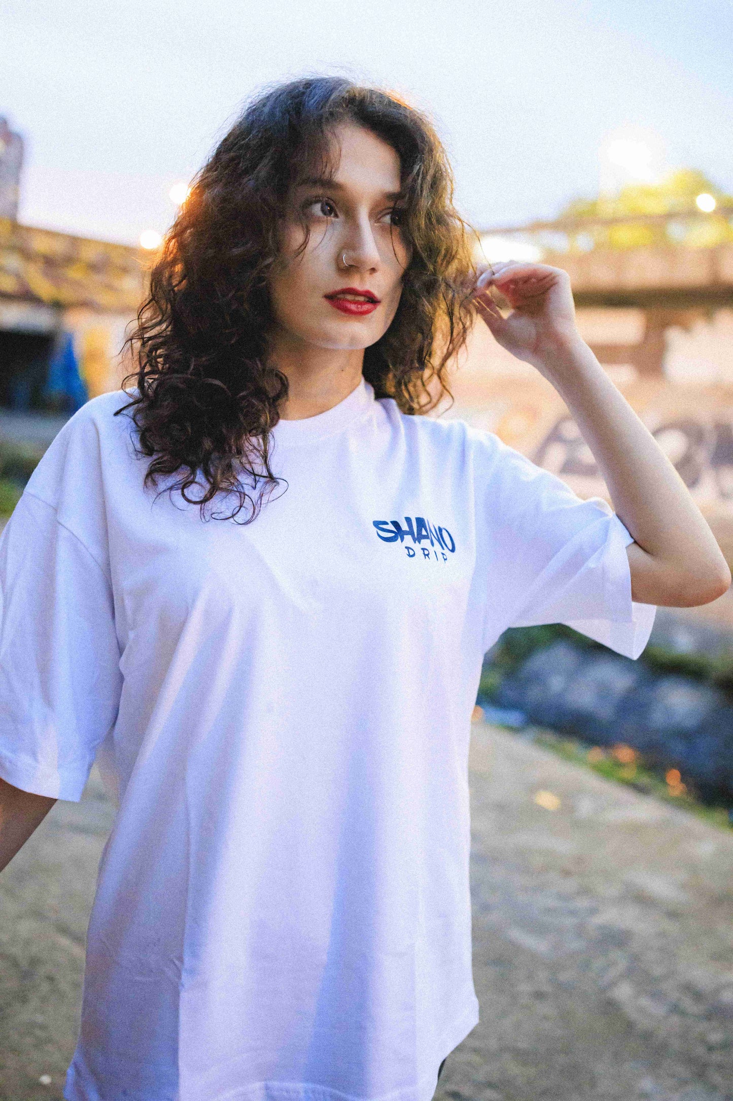 VAG Oversized Тениска